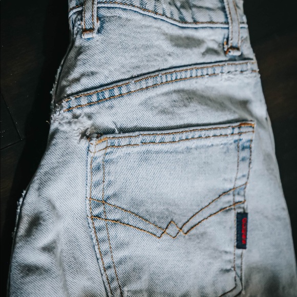 SOLD Vintage Button Fly Guess Jeans - size 28 - Distressed Style - Picture 4 of 7